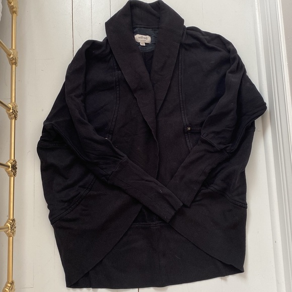 Aritzia Sweater - Picture 4 of 4